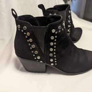 Ankle black/stud Boot